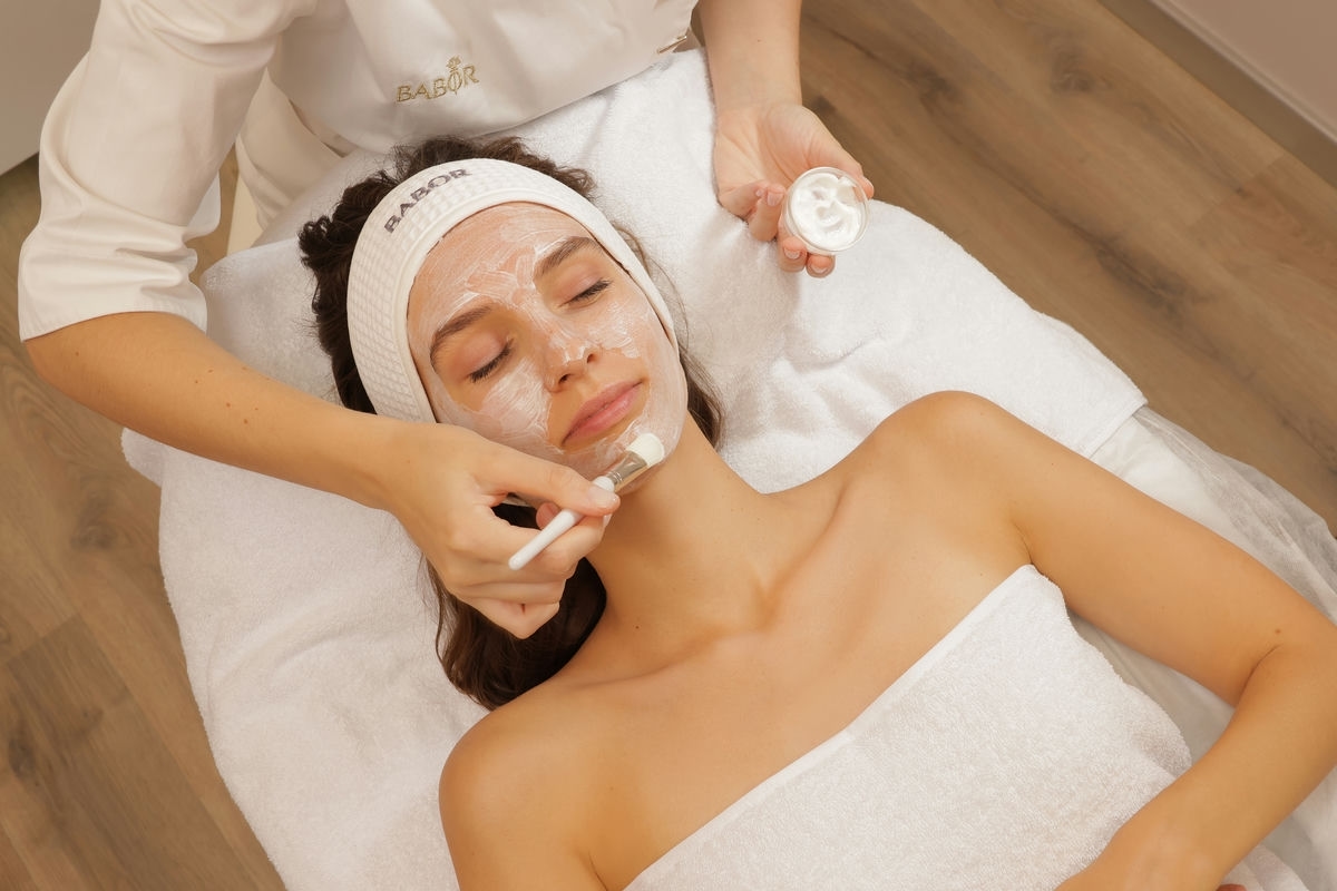 УХОД ЗДОРОВОЕ СИЯНИЕ КОЖИ CLEANFORMANCE